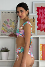 Cargar imagen en el visor de la galería, BIKINI KENDALL FLORES AQUARELA
